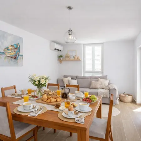 Marta Appartement *