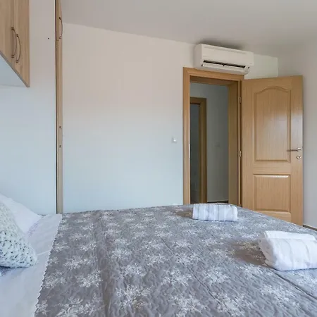 Marta دوبروفينك